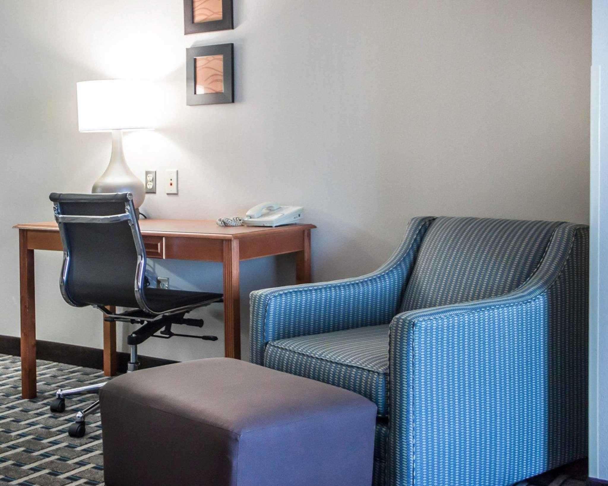 Holiday Inn Express & Suites Weatherford By Ihg Exterior foto